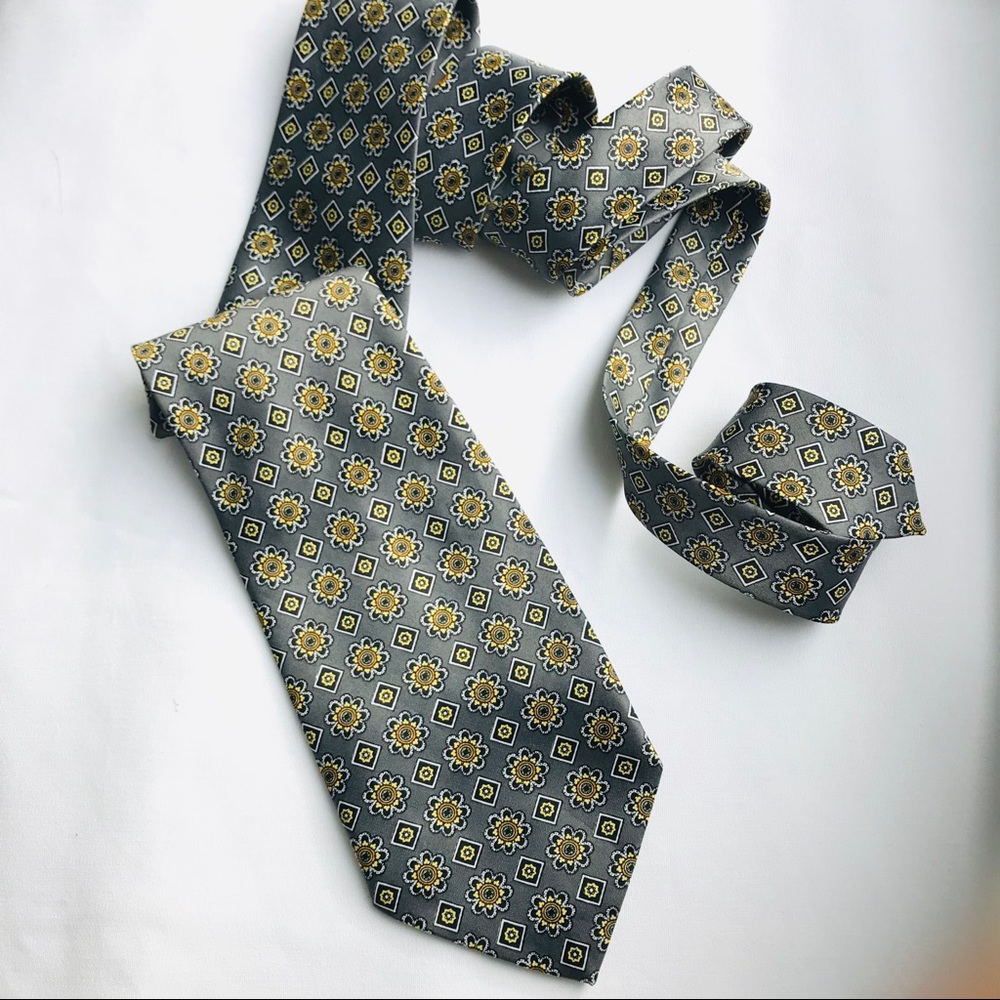 ZODIAC Like-New Men's Tie King Prime Washable